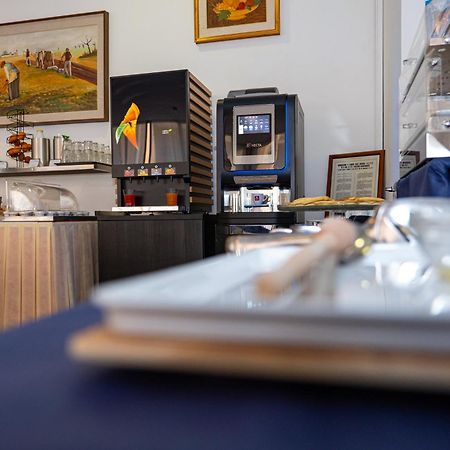 Hotel Ausonia B&B Rimini Kültér fotó