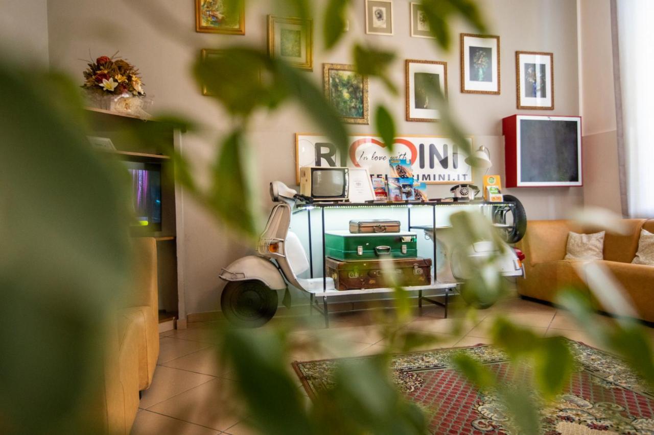 Hotel Ausonia B&B Rimini Kültér fotó