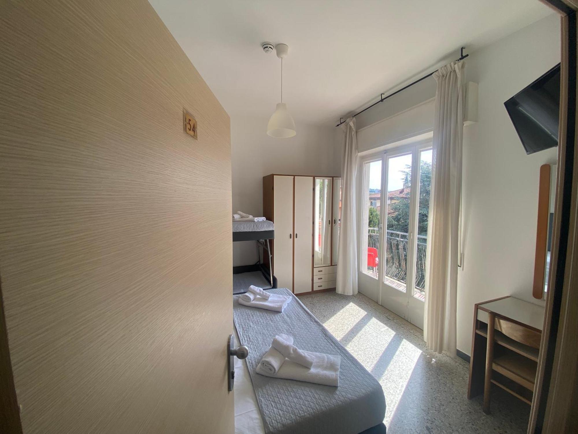 Hotel Ausonia B&B Rimini Kültér fotó